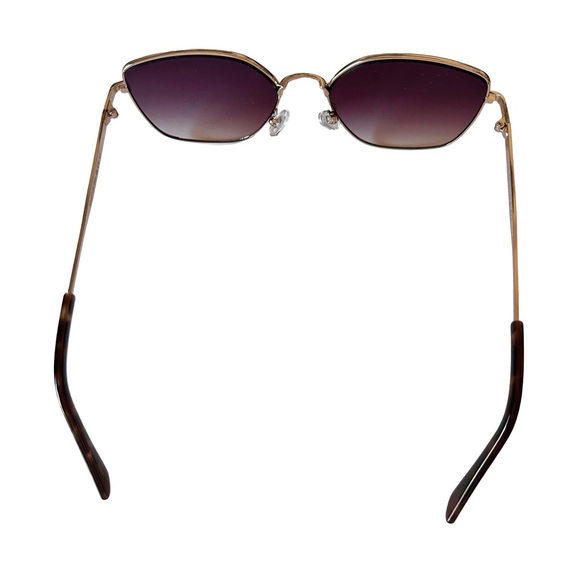 ✂️ SPRING SWEEP SALE OSCAR DE LA RENTA Sunglasses Purple Lens Gold Frame - Picture 6 of 8